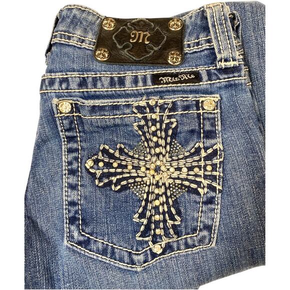Miss Me Jeans Lot of 2 Pair Cross Black Stud Embellished Size 28 Boot Cut Jeans - Picture 2 of 16